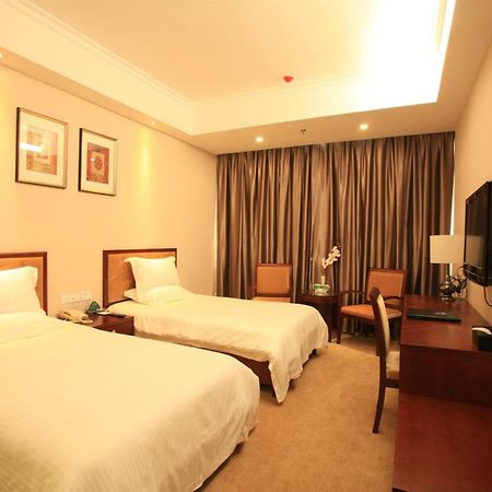 Greentree Inn Beijing Daxing Huangcun Qingyuan Road Metro Station Express Hotel Exterior foto